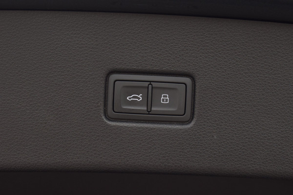 Audi Q5 Sportback 50 TFSI e S-line | RS stoelen | Luchtvering | Trekhaak | SoH 84,8%