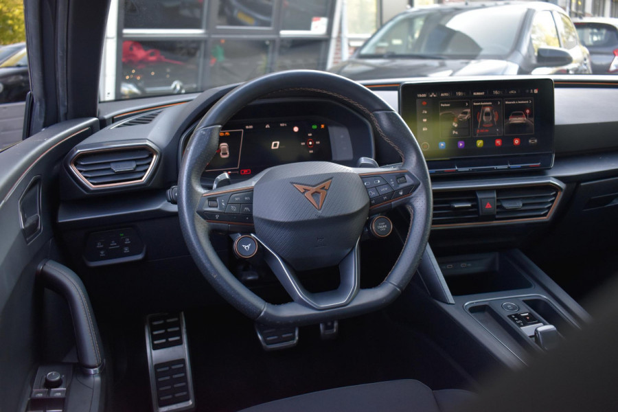 CUPRA Leon 2.0 TSI 300PK Lane ACC Stuurvw BBD Camera