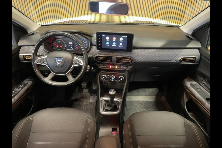 Dacia SANDERO Stepway 1.0 TCe 91 PK||NAVIGATIE|CAMERA|CARPLAY|CLIMATE+CRUISE CTRL|STOELVERWARMING|BLUETOOTH|PDC V+A|ELEK. PAKKET|