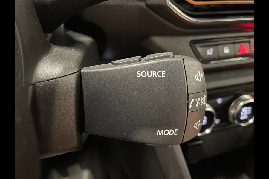 Dacia SANDERO Stepway 1.0 TCe 91 PK||NAVIGATIE|CAMERA|CARPLAY|CLIMATE+CRUISE CTRL|STOELVERWARMING|BLUETOOTH|PDC V+A|ELEK. PAKKET|