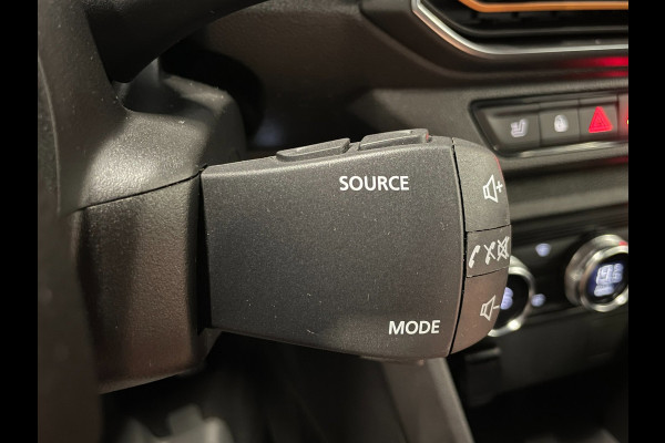 Dacia SANDERO Stepway 1.0 TCe 91 PK||NAVIGATIE|CAMERA|CARPLAY|CLIMATE+CRUISE CTRL|STOELVERWARMING|BLUETOOTH|PDC V+A|ELEK. PAKKET|