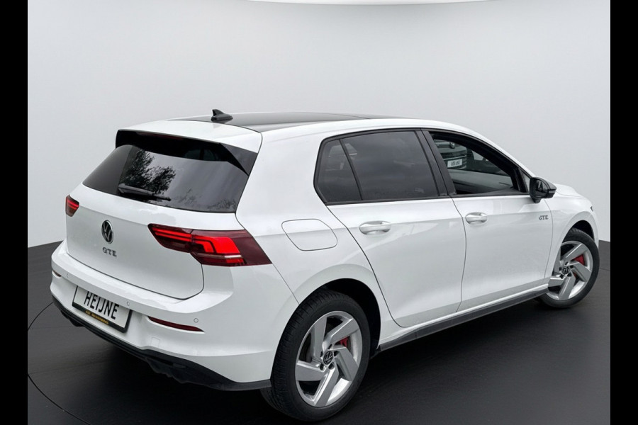 Volkswagen Golf GTE 1.5 272PK DSG HYBRID GTE-SPORT 360°CAMERA/NAVI/HEAD-UP!/CARPLAY