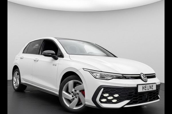 Volkswagen Golf GTE 1.5 272PK DSG HYBRID GTE-SPORT 360°CAMERA/NAVI/HEAD-UP!/CARPLAY