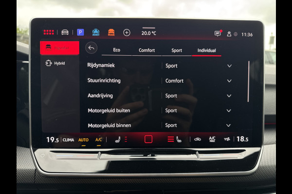 Volkswagen Golf GTE 1.5 272PK DSG HYBRID GTE-SPORT 360°CAMERA/NAVI/HEAD-UP!/CARPLAY