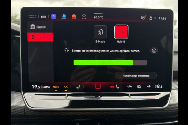 Volkswagen Golf GTE 1.5 272PK DSG HYBRID GTE-SPORT 360°CAMERA/NAVI/HEAD-UP!/CARPLAY