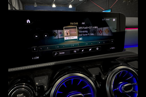 Mercedes-Benz A-Klasse A200 AMG Memory|Multibeam|Panorama|Sfeerlicht|Camera|Carplay|Keyless