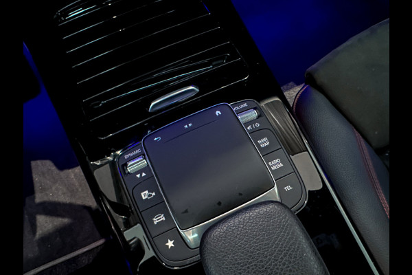Mercedes-Benz A-Klasse A200 AMG Memory|Multibeam|Panorama|Sfeerlicht|Camera|Carplay|Keyless
