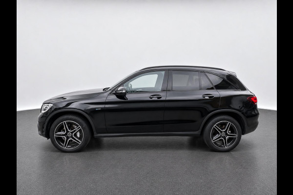Mercedes-Benz GLC 300e 4MATIC Business Solution AMG Navigatie Apple CarPlay Android Auto 360° camera Parkeerhulp Cruise Control Full Led Stoelverwarming Elektrische achterklep Climate Control Lichtmetalen velgen