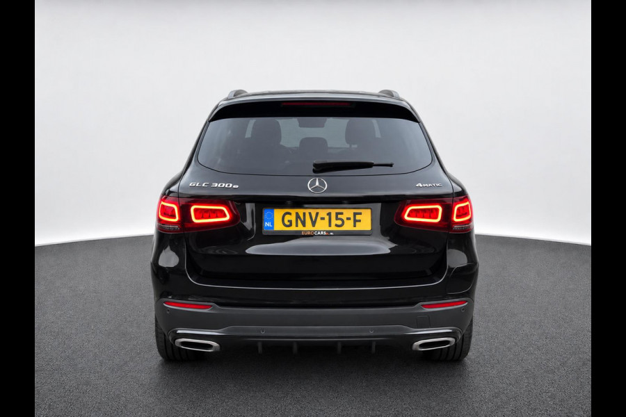Mercedes-Benz GLC 300e 4MATIC Business Solution AMG Navigatie Apple CarPlay Android Auto 360° camera Parkeerhulp Cruise Control Full Led Stoelverwarming Elektrische achterklep Climate Control Lichtmetalen velgen