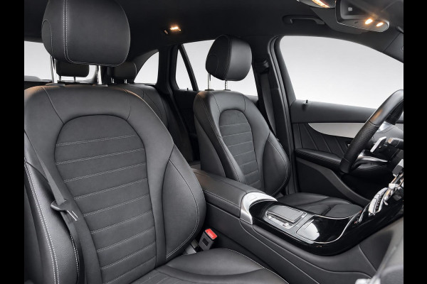 Mercedes-Benz GLC 300e 4MATIC Business Solution AMG Navigatie Apple CarPlay Android Auto 360° camera Parkeerhulp Cruise Control Full Led Stoelverwarming Elektrische achterklep Climate Control Lichtmetalen velgen