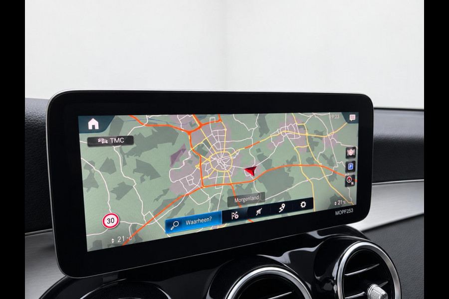 Mercedes-Benz GLC 300e 4MATIC Business Solution AMG Navigatie Apple CarPlay Android Auto 360° camera Parkeerhulp Cruise Control Full Led Stoelverwarming Elektrische achterklep Climate Control Lichtmetalen velgen