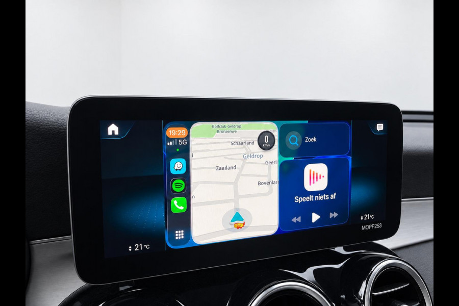 Mercedes-Benz GLC 300e 4MATIC Business Solution AMG Navigatie Apple CarPlay Android Auto 360° camera Parkeerhulp Cruise Control Full Led Stoelverwarming Elektrische achterklep Climate Control Lichtmetalen velgen