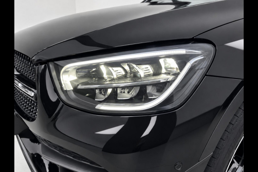 Mercedes-Benz GLC 300e 4MATIC Business Solution AMG Navigatie Apple CarPlay Android Auto 360° camera Parkeerhulp Cruise Control Full Led Stoelverwarming Elektrische achterklep Climate Control Lichtmetalen velgen