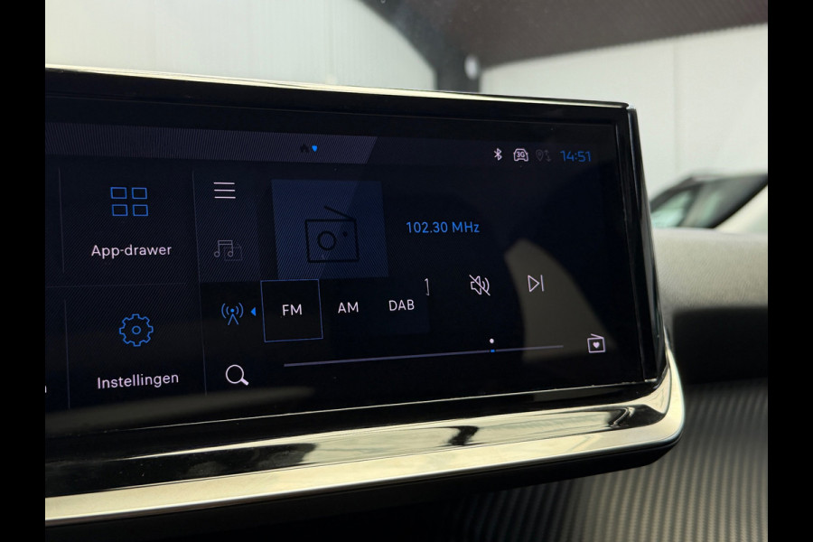 Peugeot 208 1.2 Hybrid 100 e-DCS6 Allure CarPlay Camera