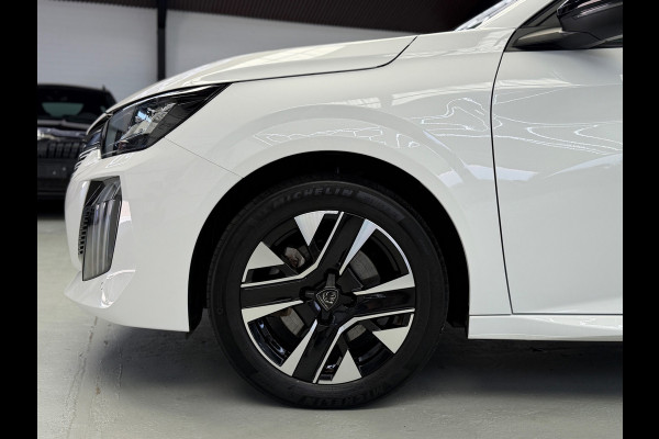 Peugeot 208 1.2 Hybrid 100 e-DCS6 Allure CarPlay Camera
