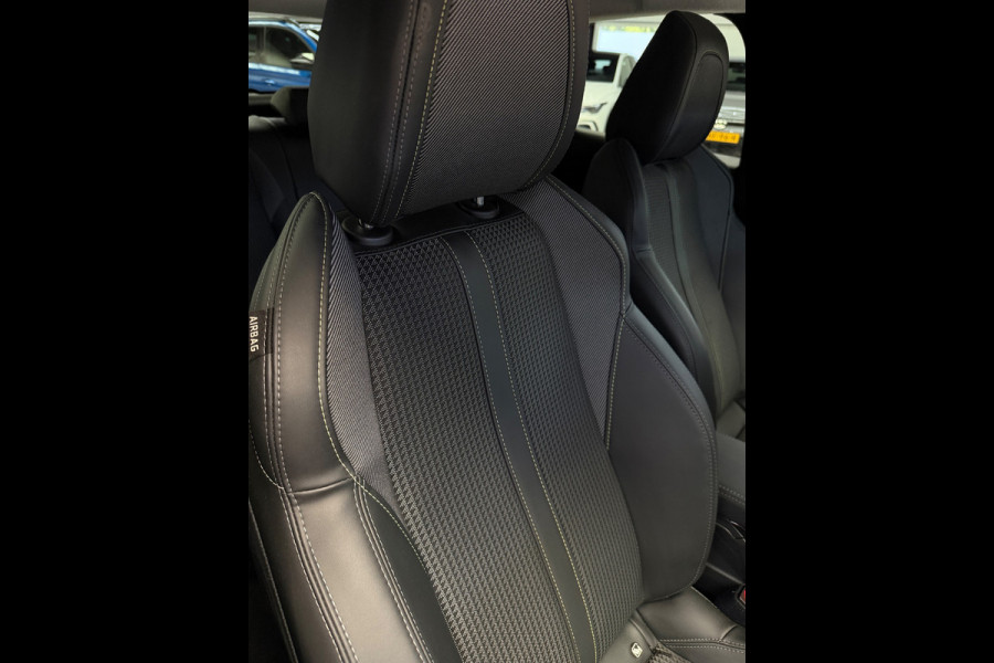 Peugeot 208 1.2 Hybrid 100 e-DCS6 Allure CarPlay Camera