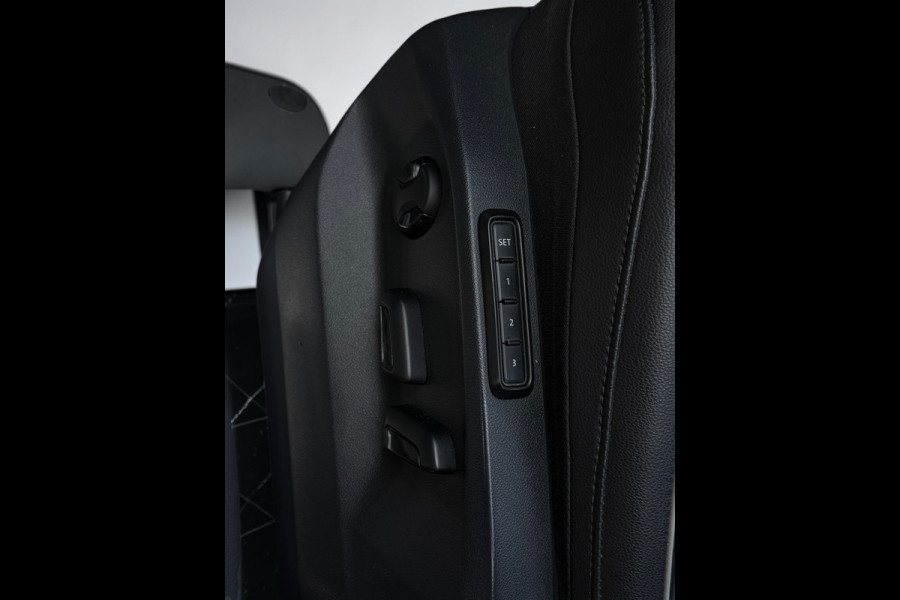 Volkswagen Tiguan 1.5 TSI ACT Highline Pano| Keyless |Memory