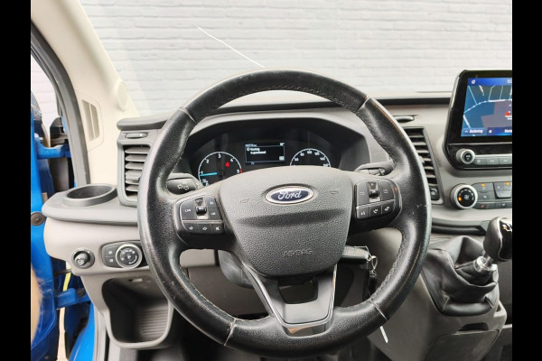 Ford Transit 350 2.0TDCI 130PK Hybride L3H2 Euro 6 3-Peroons Trekhaak Stoelverwarming Camera Navi Voorruitverwarming Pdc MHEV RWD Cruise Control 2.750KG Trekgewicht 2.750KG Trekgewicht 1e Eigenaar