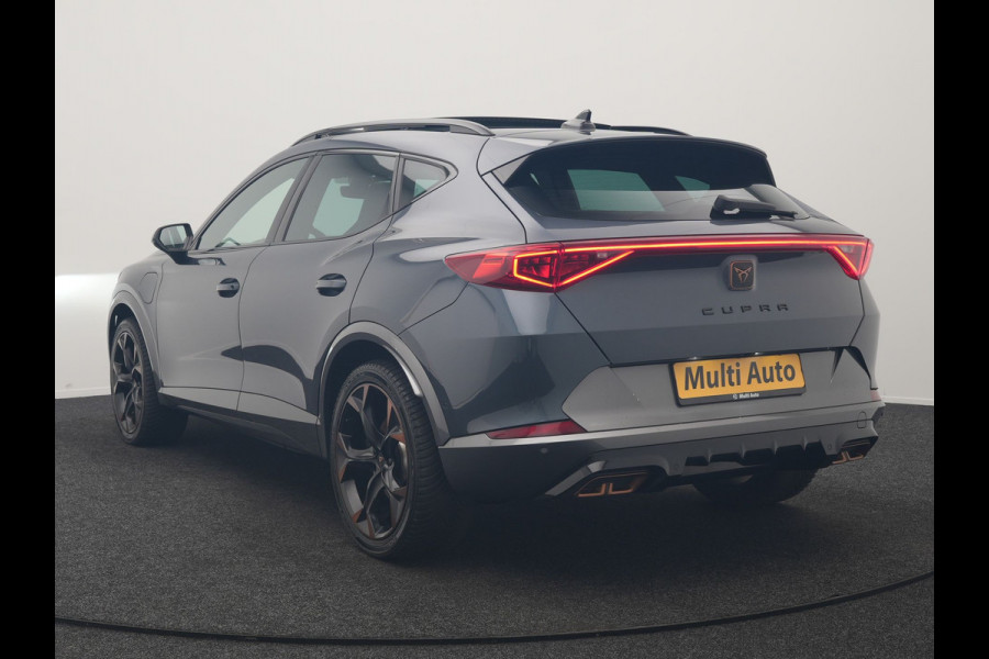 CUPRA Formentor 1.4 e-Hybrid VZ Copper Edition PHEV 245pk Dealer O.H | Panodak | Adaptive Cruise | Camera | Sportstoelen & Stuur Verwarmd | Keyless | Blis | Sfeerverlichting | Apple Carplay | DAB | Navigatie | Virtual | 19"L.M | Plug In Hybrid