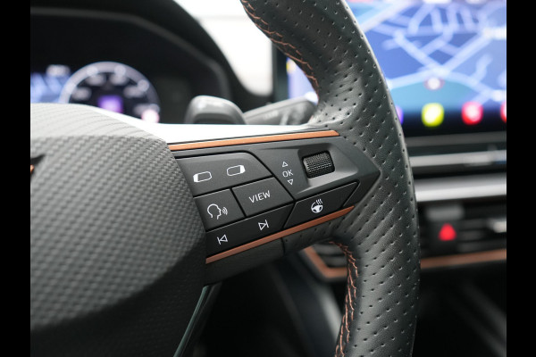 CUPRA Formentor 1.4 e-Hybrid VZ Copper Edition PHEV 245pk Dealer O.H | Panodak | Adaptive Cruise | Camera | Sportstoelen & Stuur Verwarmd | Keyless | Blis | Sfeerverlichting | Apple Carplay | DAB | Navigatie | Virtual | 19"L.M | Plug In Hybrid