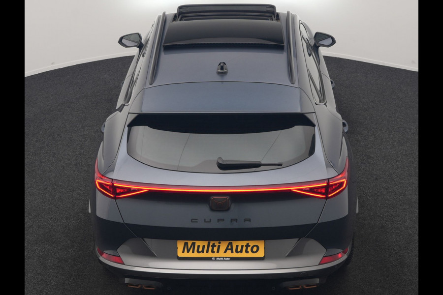 CUPRA Formentor 1.4 e-Hybrid VZ Copper Edition PHEV 245pk Dealer O.H | Panodak | Adaptive Cruise | Camera | Sportstoelen & Stuur Verwarmd | Keyless | Blis | Sfeerverlichting | Apple Carplay | DAB | Navigatie | Virtual | 19"L.M | Plug In Hybrid
