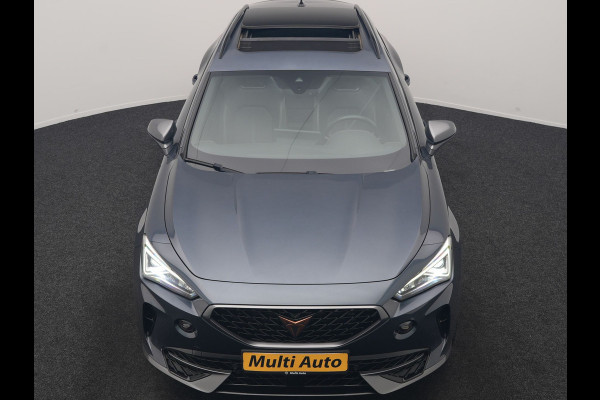 CUPRA Formentor 1.4 e-Hybrid VZ Copper Edition PHEV 245pk Dealer O.H | Panodak | Adaptive Cruise | Camera | Sportstoelen & Stuur Verwarmd | Keyless | Blis | Sfeerverlichting | Apple Carplay | DAB | Navigatie | Virtual | 19"L.M | Plug In Hybrid