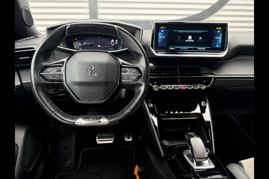 Peugeot e-2008 EV GT Pack 50 kWh 1e Eigenaar|Navi|Schuifdak|Stoelverw|Camera|i-Cockpit|Clima|Cruise|N.A.P|APK tot 08-2027