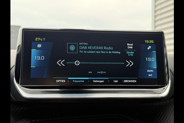 Peugeot e-2008 EV GT Pack 50 kWh 1e Eigenaar|Navi|Schuifdak|Stoelverw|Camera|i-Cockpit|Clima|Cruise|N.A.P|APK tot 08-2027