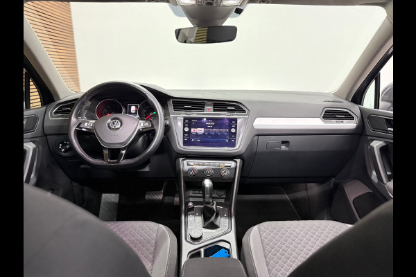Volkswagen Tiguan 2.0 TSI 4Motion R-Line | Panorama | Keyless | LED | Elektrische Trekhaak | Winterpakket | 180pk