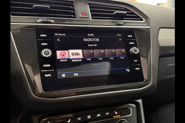 Volkswagen Tiguan 2.0 TSI 4Motion R-Line | Panorama | Keyless | LED | Elektrische Trekhaak | Winterpakket | 180pk