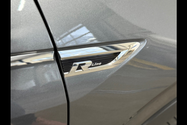 Volkswagen Tiguan 2.0 TSI 4Motion R-Line | Panorama | Keyless | LED | Elektrische Trekhaak | Winterpakket | 180pk