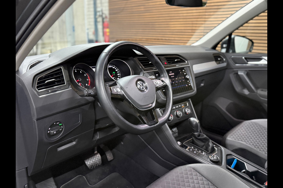 Volkswagen Tiguan 2.0 TSI 4Motion R-Line | Panorama | Keyless | LED | Elektrische Trekhaak | Winterpakket | 180pk