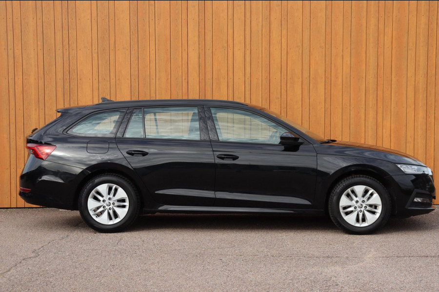 Škoda Octavia Combi 1.5 e-TSI Business Edition Org.NL digitaal dashboard Elek-a.klep
