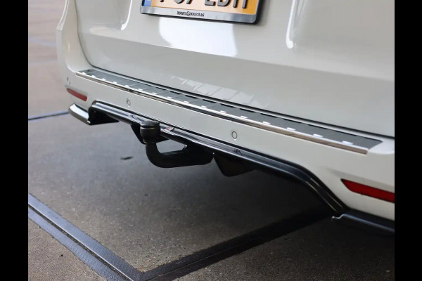 Mercedes-Benz V-Klasse 300d / 4-MATIC / Extra Lang / Luchtvering / Amg / Maxton / Vol!
