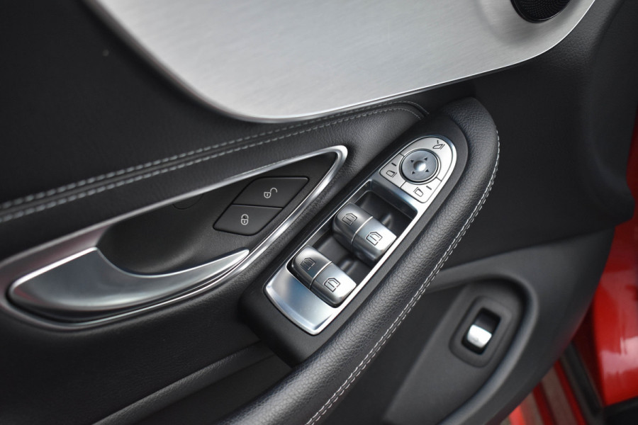 Mercedes-Benz C-Klasse Cabrio 250 AMG Line Premium Plus | Nekverwarming | Camera | Stoelverwarming