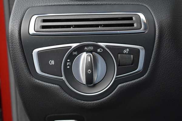 Mercedes-Benz C-Klasse Cabrio 250 AMG Line Premium Plus | Nekverwarming | Camera | Stoelverwarming