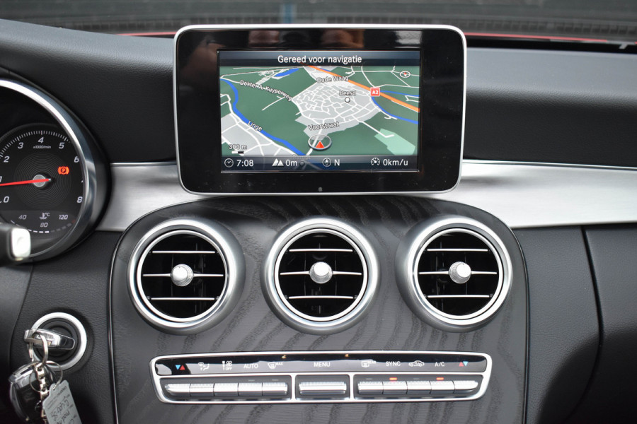 Mercedes-Benz C-Klasse Cabrio 250 AMG Line Premium Plus | Nekverwarming | Camera | Stoelverwarming