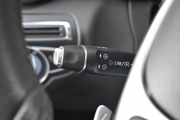 Mercedes-Benz C-Klasse Cabrio 250 AMG Line Premium Plus | Nekverwarming | Camera | Stoelverwarming