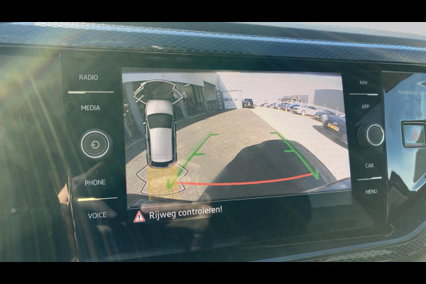 Volkswagen Polo 1.0 TSI 95pk Life Business | Stoelverwarming | Camera | Carplay | Led