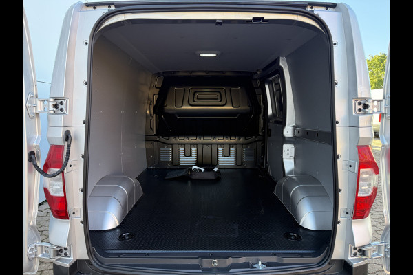 Maxus EDELIVER 3 50kWh 122PK Elektrisch! L1 227km WLTP Cruise control Snelladen Laadkabel Camera Carplay Climtate Control Parkeersensoren achter