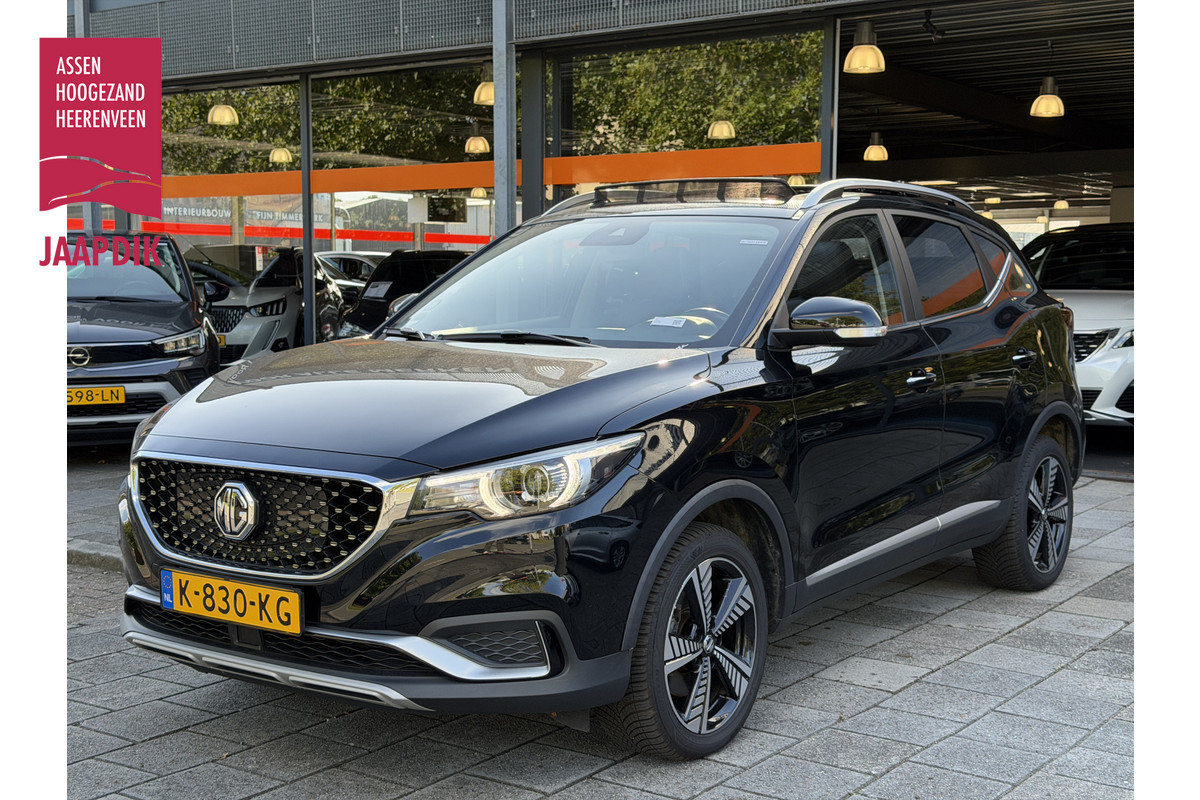MG Mg Zs BWJ 12-2020 | EV 150PK Luxury 45 kWh SOH 91,7% | LEER | PANO DAK | STOELVERW | NAVI | CLIMA | CARPLAY | PDC | AD CRUISE |