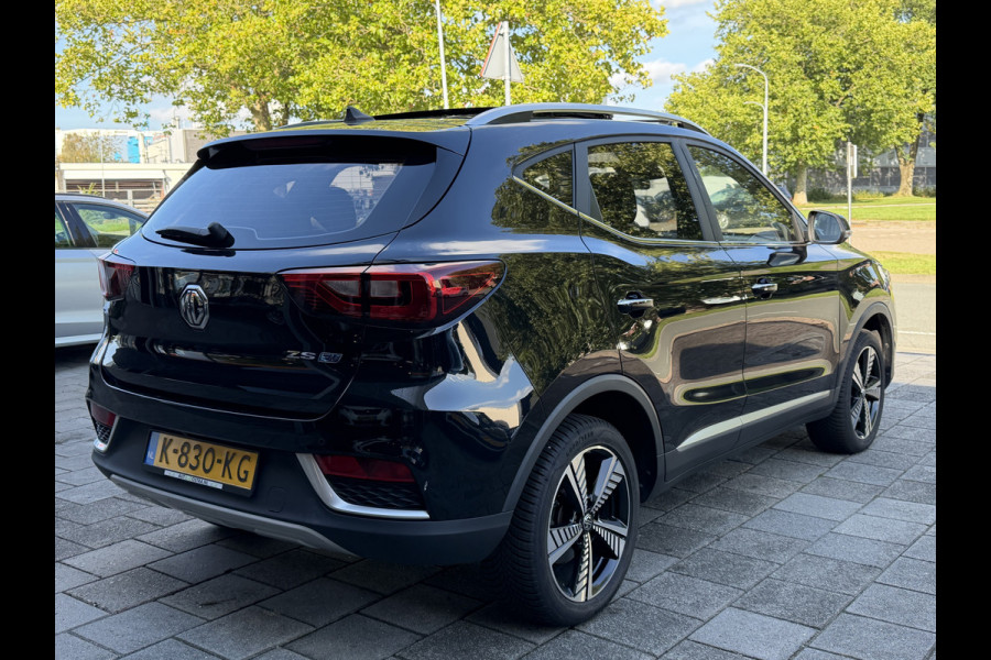 MG Mg Zs BWJ 12-2020 | EV 150PK Luxury 45 kWh SOH 91,7% | LEER | PANO DAK | STOELVERW | NAVI | CLIMA | CARPLAY | PDC | AD CRUISE |