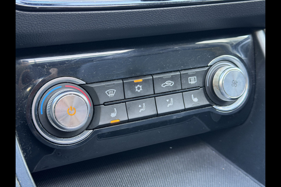 MG Mg Zs BWJ 12-2020 | EV 150PK Luxury 45 kWh SOH 91,7% | LEER | PANO DAK | STOELVERW | NAVI | CLIMA | CARPLAY | PDC | AD CRUISE |