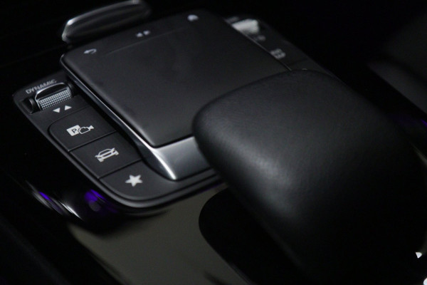 Mercedes-Benz CLA-Klasse 200 Business Solution AMG PANO/CAM/KEYLESS/LANEASSIST/VOL