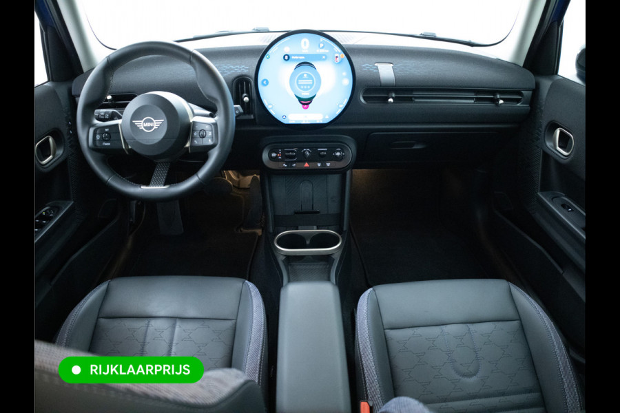 MINI 5-deurs 1.5 Cooper C Black 5 drs. | Stoel- & Stuurverw. | Leer | Cruise | Camera | Navigatie | App. connect | 17"LMV | All season banden, Draadloze tel. lader, Led, DAB