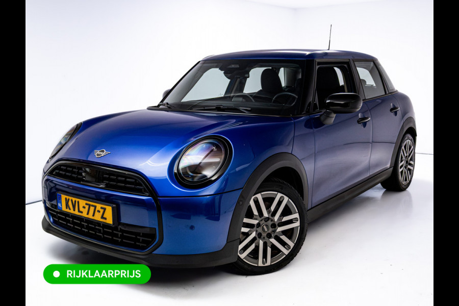 MINI 5-deurs 1.5 Cooper C Black 5 drs. | Stoel- & Stuurverw. | Leer | Cruise | Camera | Navigatie | App. connect | 17"LMV | All season banden, Draadloze tel. lader, Led, DAB