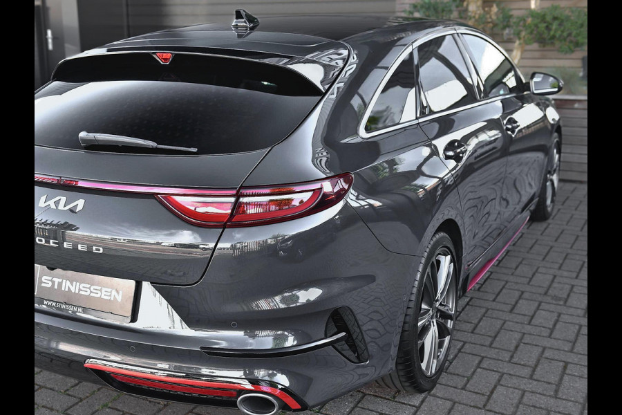 Kia ProCeed 1.6 T-GDI GT ACC Panoramadak Alcantara Navi Stoelverwarming