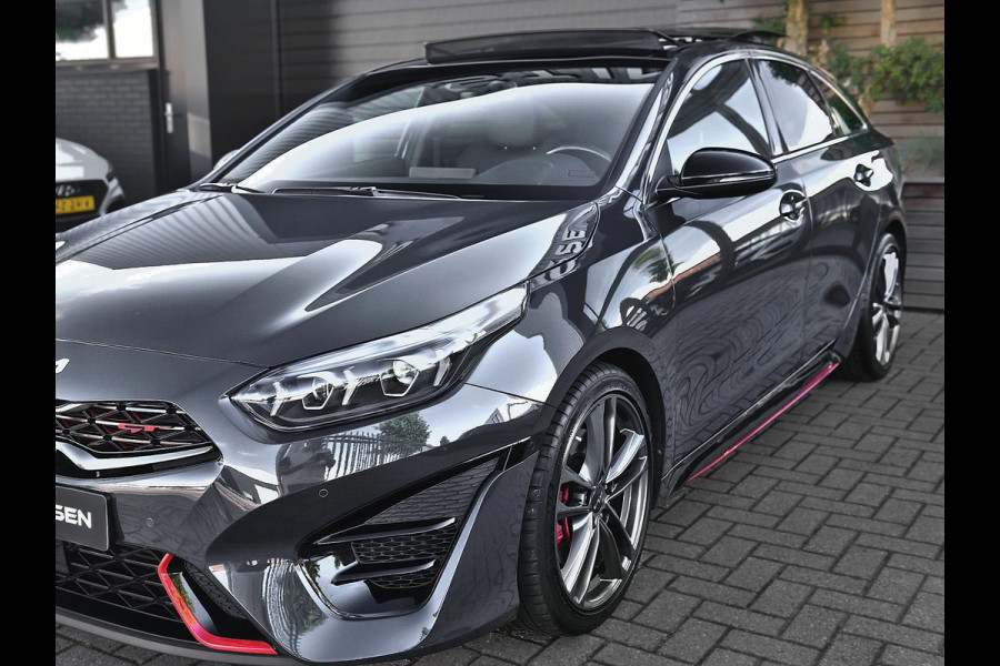 Kia ProCeed 1.6 T-GDI GT ACC Panoramadak Alcantara Navi Stoelverwarming