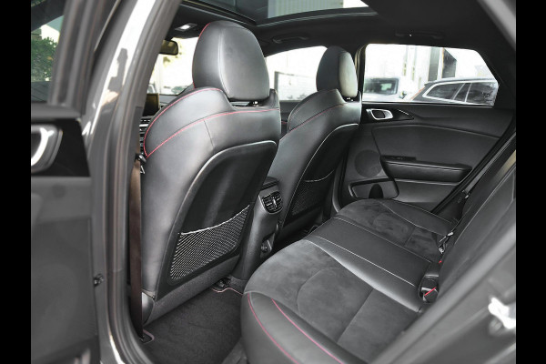 Kia ProCeed 1.6 T-GDI GT ACC Panoramadak Alcantara Navi Stoelverwarming