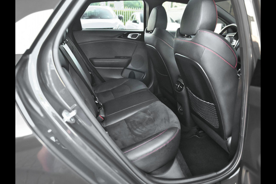 Kia ProCeed 1.6 T-GDI GT ACC Panoramadak Alcantara Navi Stoelverwarming
